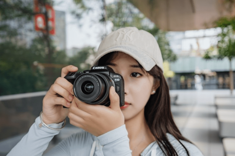 佳能EOS R系列最轻机型！EOS R10<strong></p>
<p>eos价格</strong>，年轻用户的首选