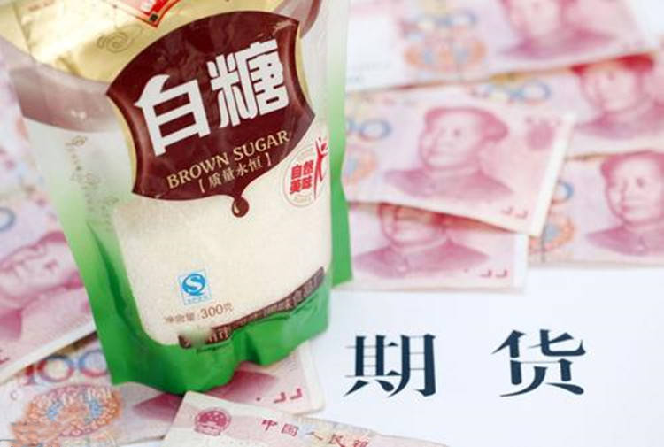 王德诚：喜迎一波反弹<strong></p>
<p>pta期货行情</strong>，白糖PTA玻璃纯碱期货行情分析