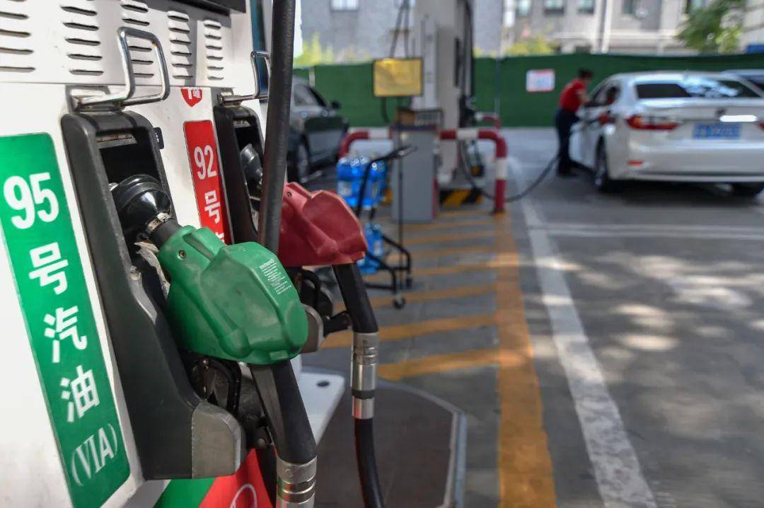 汽油、柴油价格<strong></p>
<p>柴油价格</strong>，再下调
