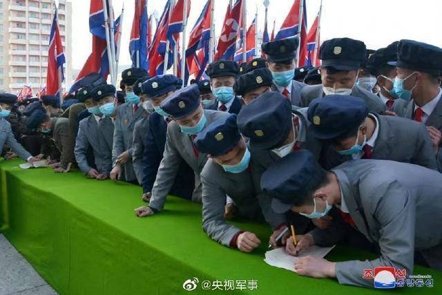 早安!世界丨普京：<strong></p>
<p>原油泄漏</strong>我们有点羡慕中国；岸田抵达基辅会见泽连斯基