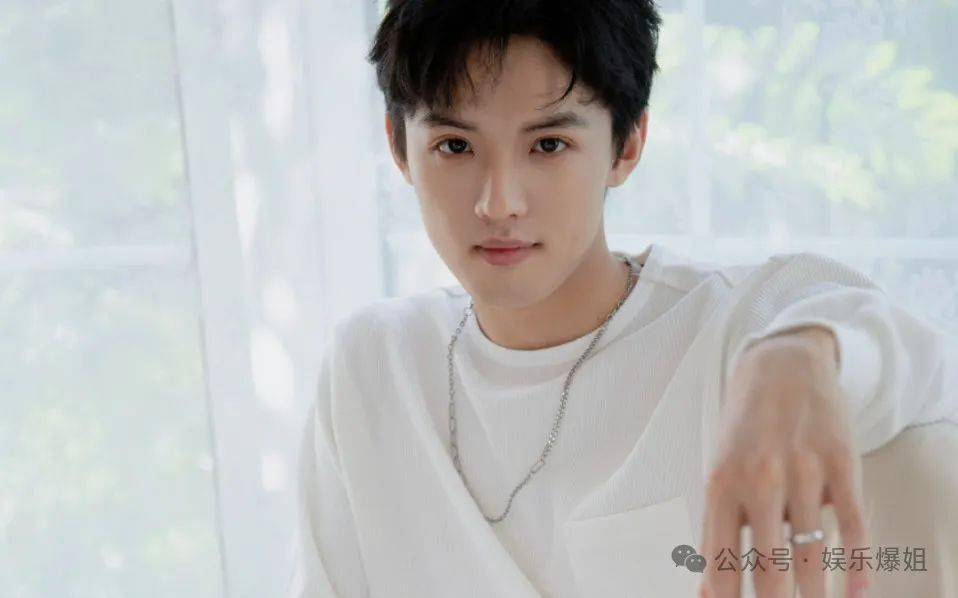 【2024.4.27】李现周雨彤<strong></p>
<p>币圈最近情况</strong>？赵丽颖杨紫？周峻纬项目？圈里受异性欢迎的艺人？成毅神州奇侠？朱亚文最近情况？