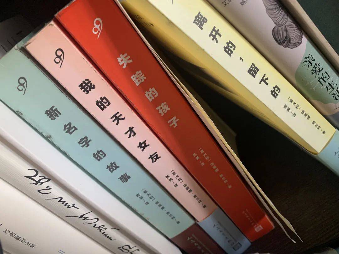 小巫星币学院：塔罗课程招生啦<strong></p>
<p>星纹币</strong>！