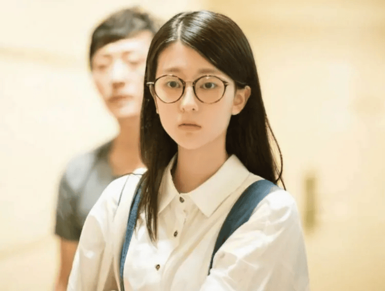 太突然<strong></p>
<p>ccr自动炒币</strong>！知名女演员被曝已婚！