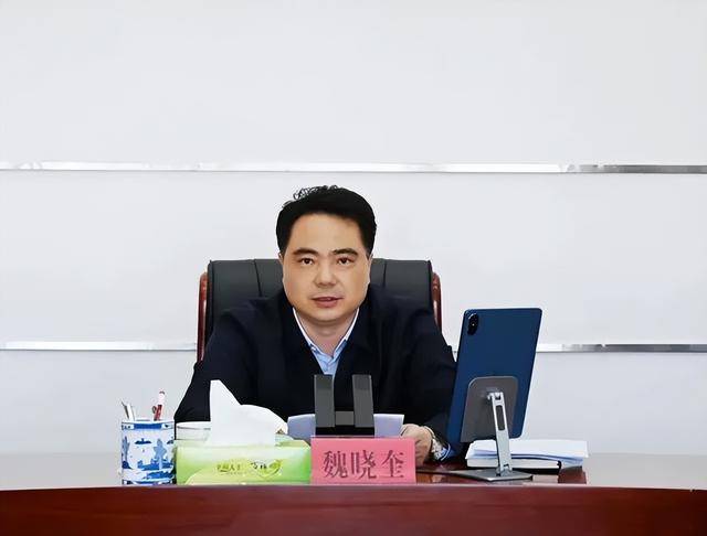 卸任市委书记3天后<strong></p>
<p>币圈搬砖</strong>，55岁的他任省政府党组成员！