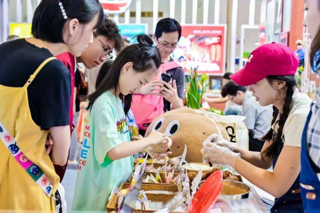 83.39亿元<strong></p>
<p>长江期币网</strong>！15万人次！详情→
