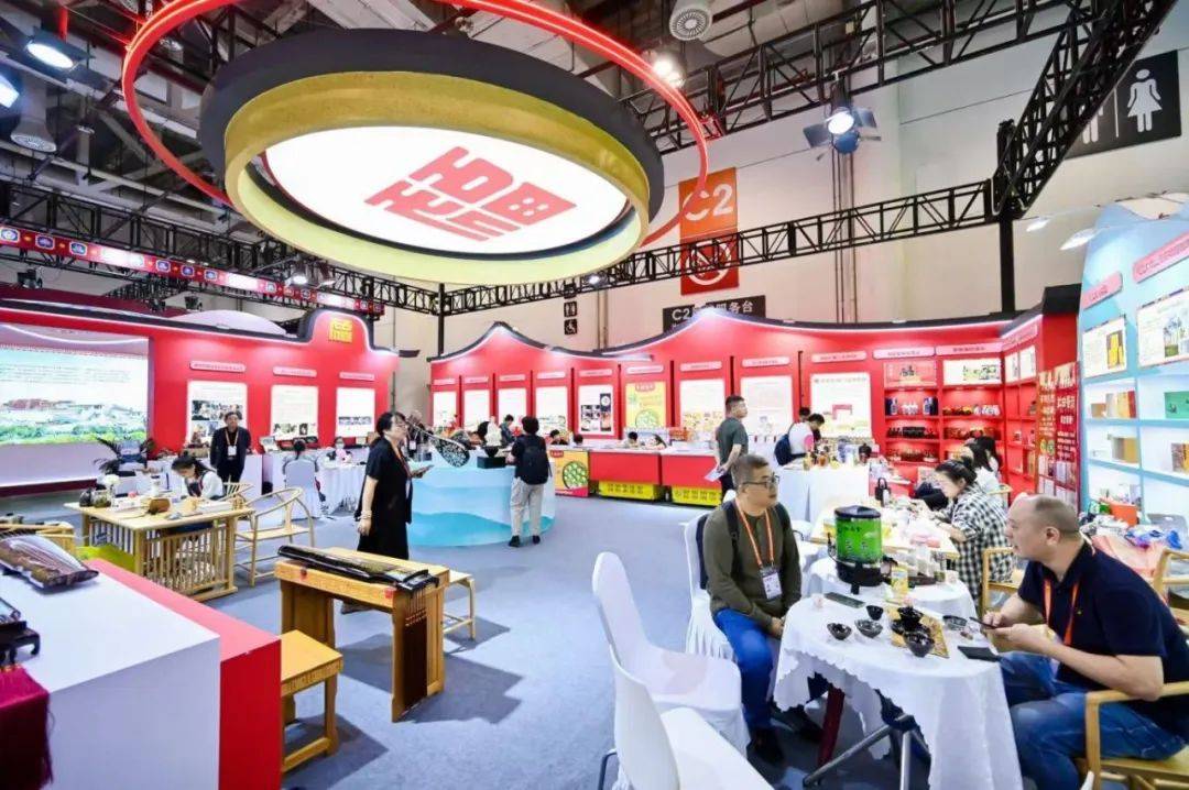 83.39亿元<strong></p>
<p>长江期币网</strong>！15万人次！详情→