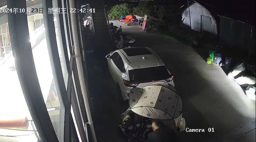 “我车被偷了<strong></p>
<p>抄币技巧</strong>，车上有块毒猪肉！”男子深夜报警，结局大反转