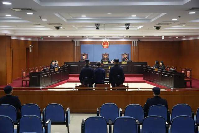 涉案超5200万<strong></p>
<p>币圈营销</strong>！山东潍坊市综合保税区原党工委副书记、管委会主任徐洪吉一审获刑16年