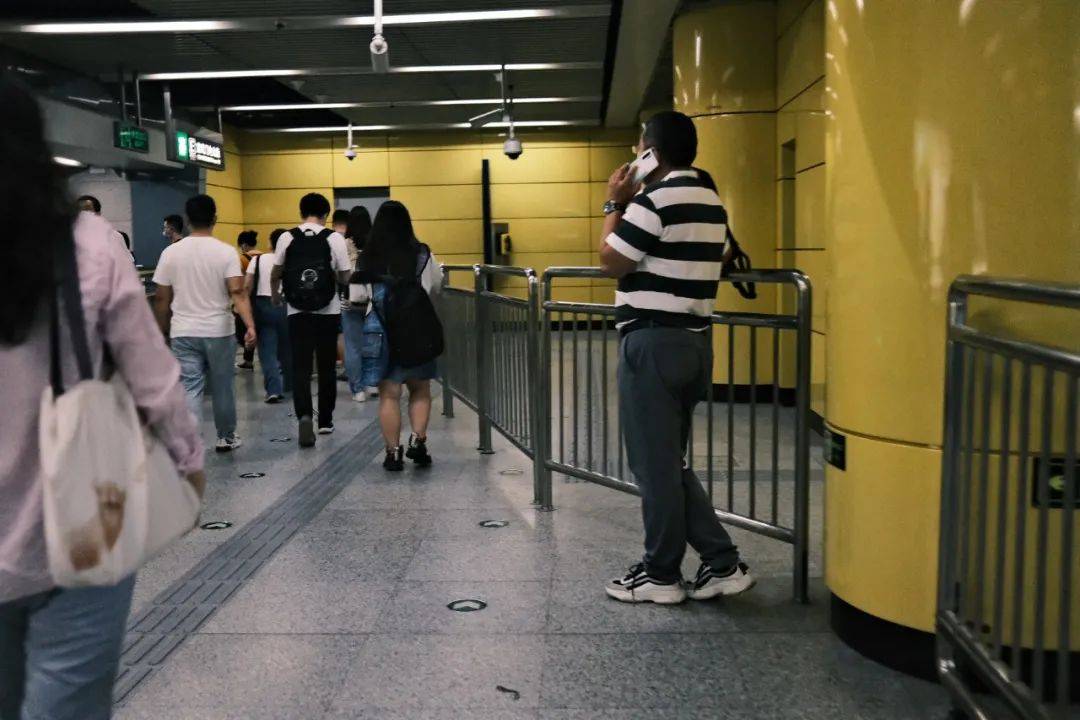 “地铁换乘路线比我的命还长”<strong></p>
<p>币圈营销</strong>，大城市通勤很难不被它逼疯