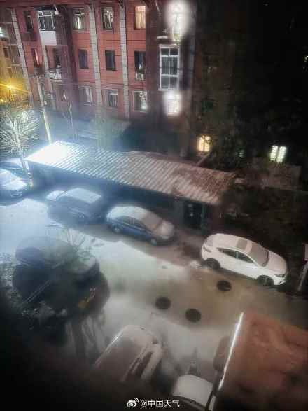 北京昨夜为何突然飘雪？低空湿度不利动力好<strong></p>
<p>在线交易</strong>，属于“大力出奇迹”