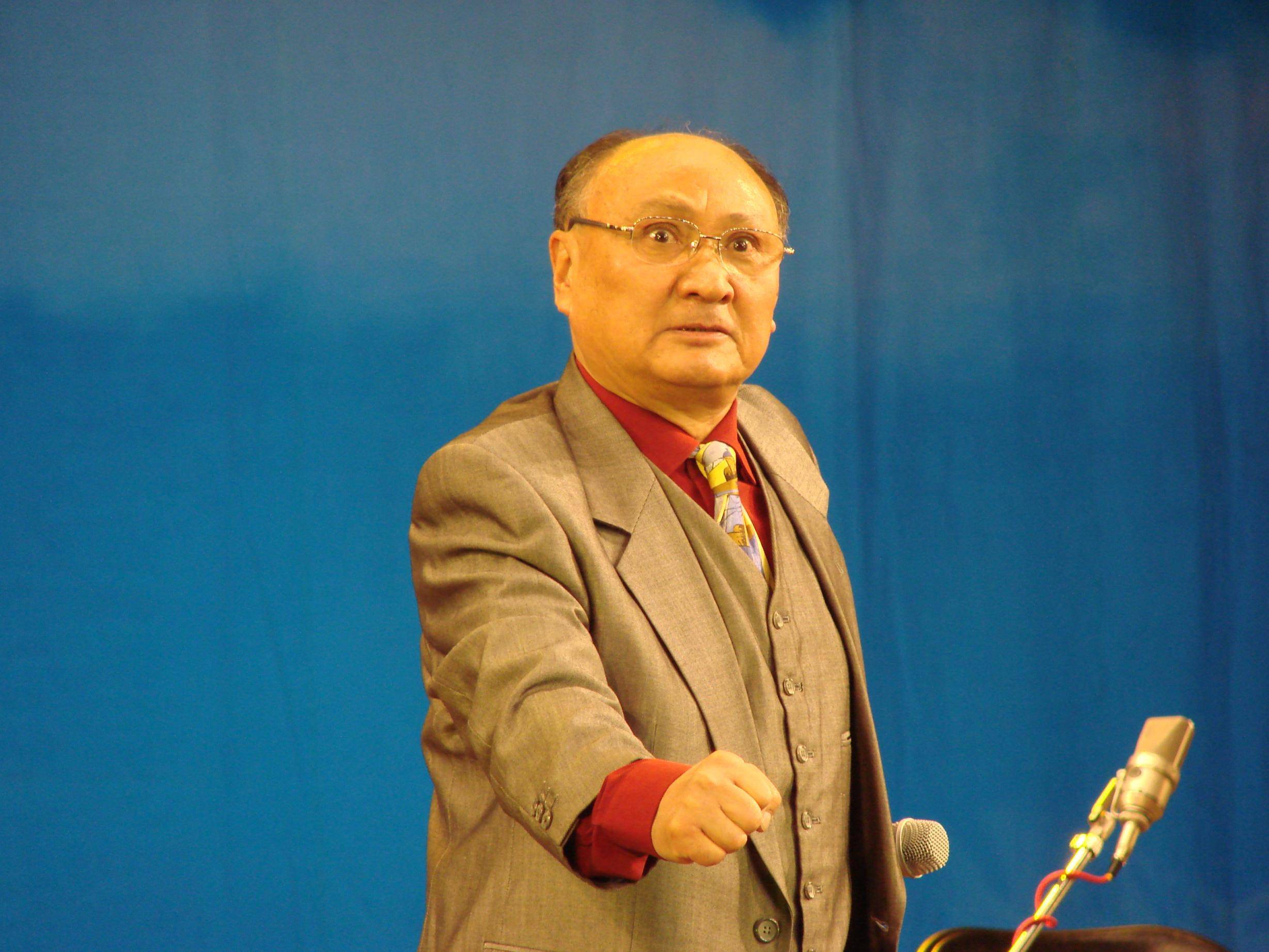 挥别“杨子荣”！著名京剧表演艺术家童祥苓逝世<strong></p>
<p>vapy币交易</strong>，享年89岁