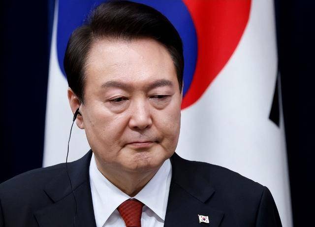 弹劾尹锡悦动议破产<strong></p>
<p>一元月亮币</strong>，韩国执政党耍无赖：人不交、总统权力也不交