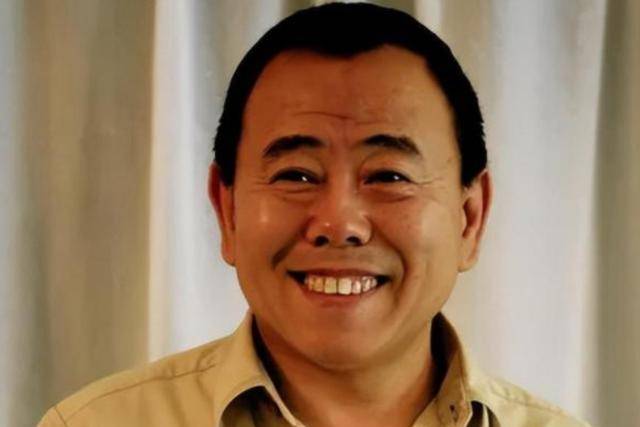 潘长江：我钱花一辈子也花不完<strong></p>
<p>ela币行情</strong>，如今67岁却越活越“糊涂”了
