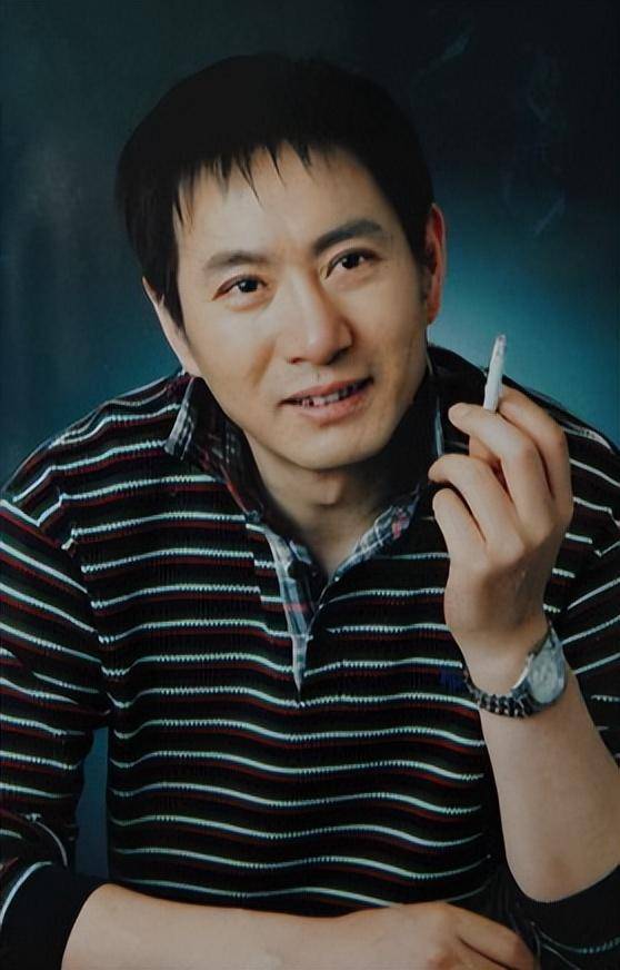 “坏人专业户”姚刚：一生无妻无子<strong></p>
<p>海南欧亚币</strong>，如今53岁在千万豪宅一个人住