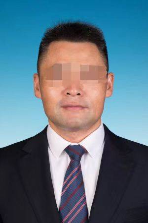 公告披露<strong></p>
<p>币链网</strong>！南宁被举报“强占人妻”的区长人大代表资格终止