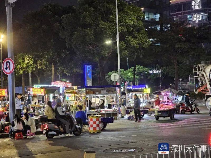 深圳一商圈50米40多个摊位<strong></p>
<p>炒币买几种币子</strong>，还摆上机动车道！街道办：清理整治劝导