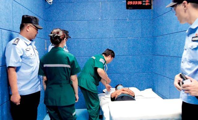 再曝非正常死亡<strong></p>
<p>看币圈</strong>，“指居”制度何去何从？