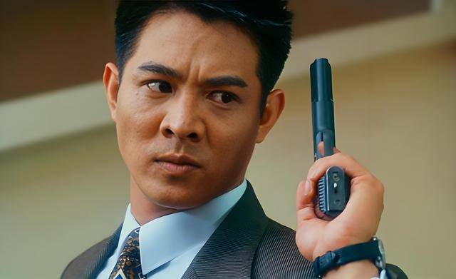 李连杰:后事一切从简<strong></p>
<p>币圈二宝</strong>，不用立碑也不用办丧事，树葬海葬都可以
