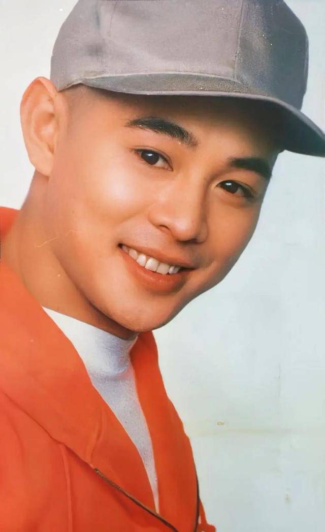 李连杰:后事一切从简<strong></p>
<p>币圈二宝</strong>，不用立碑也不用办丧事，树葬海葬都可以