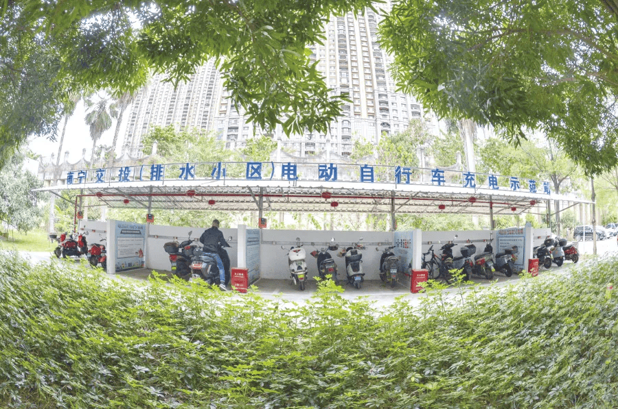 广西发布新标准<strong></p>
<p>币圈二宝</strong>！4月1日实施！事关电动自行车停放、充电……