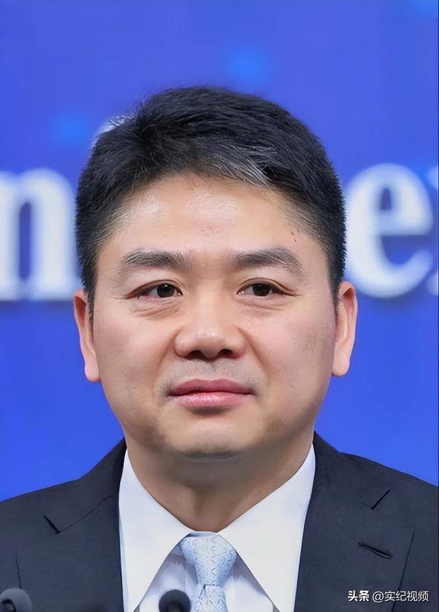坐拥742亿<strong></p>
<p>耽币</strong>，却救不了43岁妹妹！把外甥当亲子，一年给100万抚养费