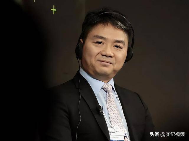 坐拥742亿<strong></p>
<p>耽币</strong>，却救不了43岁妹妹！把外甥当亲子，一年给100万抚养费