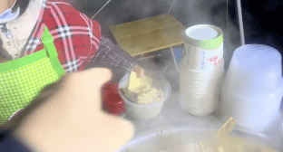 淮安一街头出现140元一碗“天价”关东煮？当地：未接到消费者投诉<strong></p>
<p>双骑币</strong>，正在关注中