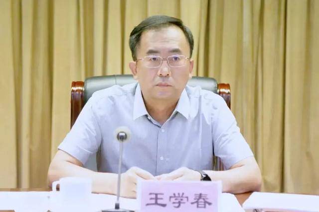 另有任用的山东省管干部王学春<strong></p>
<p>许愿币</strong>，履新职