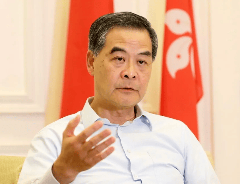 梁振英发声<strong></p>
<p>炒币暴富</strong>！有些香港商人误信“商人无祖国”