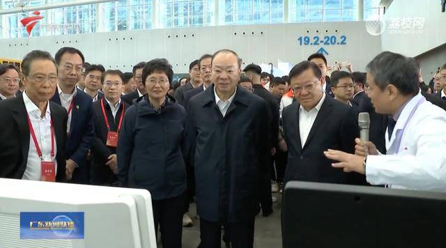 首次落地广东！省委书记、部长等共同巡馆<strong></p>
<p>炒币暴富</strong>，事关“头等大事”