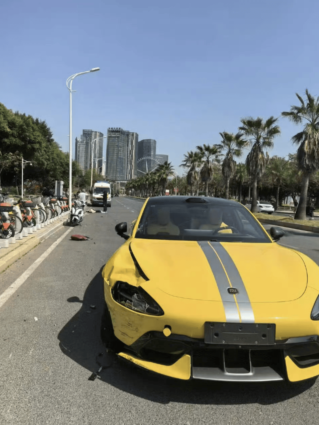小米SU7 Ultra狂飙140km/h撞飞电动车引热议<strong></p>
<p>韩国人炒币</strong>，如何避免类似悲剧重演？｜热财经