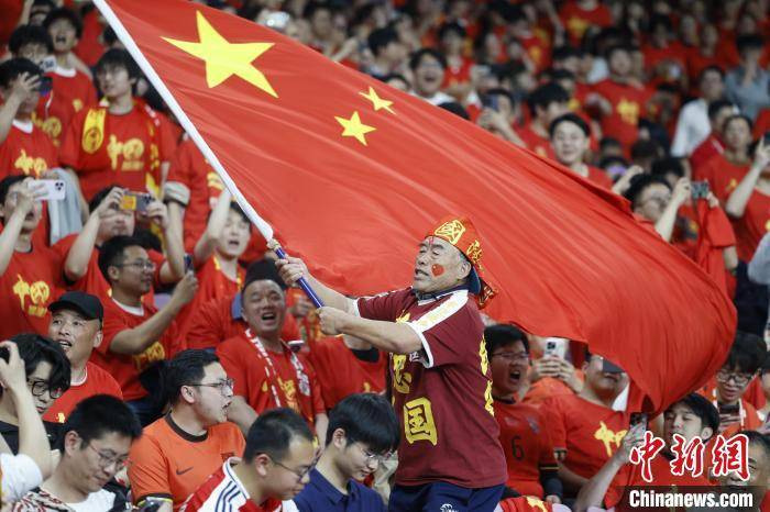 “纪录之夜”<strong></p>
<p>币圈疯狂时候</strong>，国足“半场好戏”未能救赎
