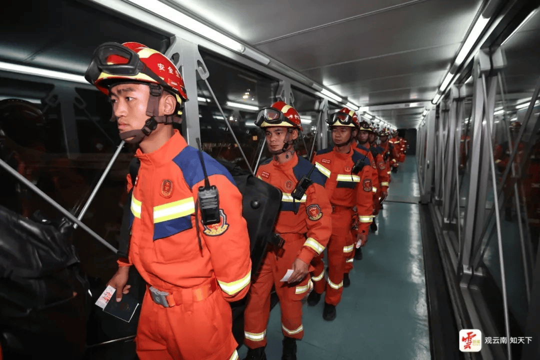 按照中央统筹部署<strong></p>
<p>炒华克金</strong>，云南省委书记、省长指挥协调，紧急驰援缅甸