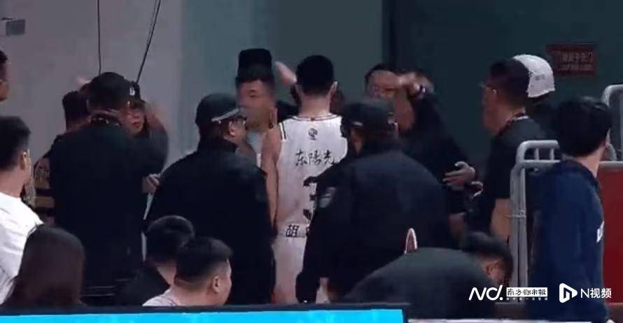 八强战广东男篮再负山西<strong></p>
<p>炒币教程</strong>，杜锋：胡明轩被罚下对我们伤害太大