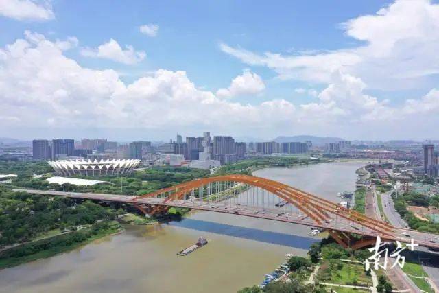给五区干部开会<strong></p>
<p>币圈相关知识</strong>，佛山市委书记发出“灵魂三问”