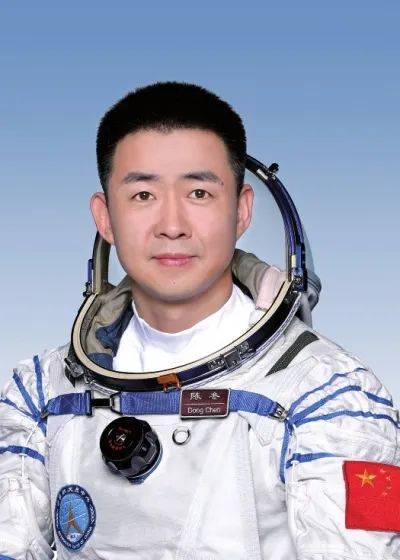 神舟二十号航天员确定<strong></p>
<p>北海币兑换</strong>，河南老乡陈冬将第三次进入太空