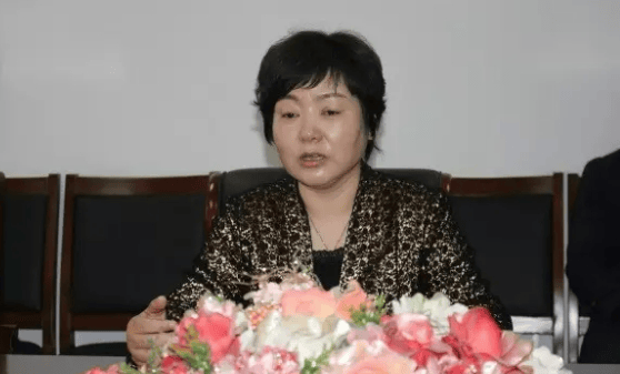 田淑敏<strong></p>
<p>币圈风云</strong>，欺上瞒下