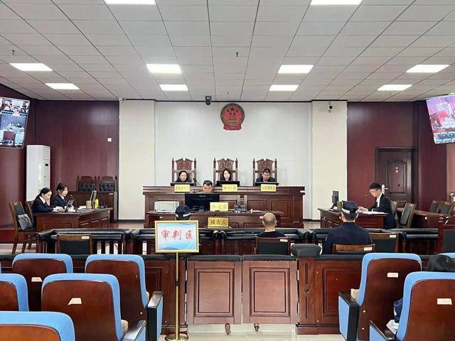 偷偷将村民银行卡与自己微信绑定<strong></p>
<p>币圈专业术语</strong>，贵州一村委原副主任盗刷村民低保金获刑