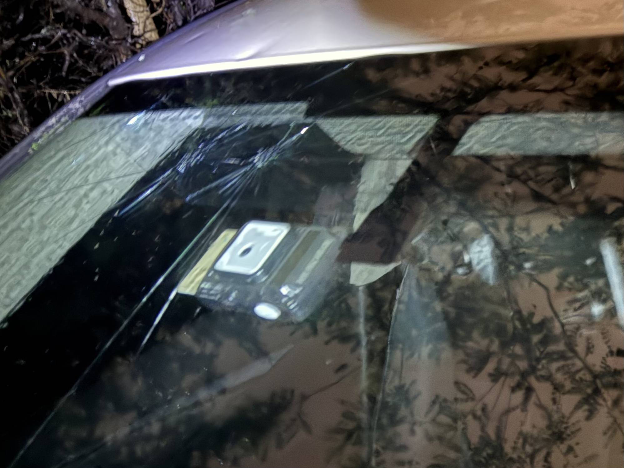 北京冰雹后车险理赔咨询火爆<strong></p>
<p>跟单</strong>，车险公司：车被砸后别磨叽，先报备