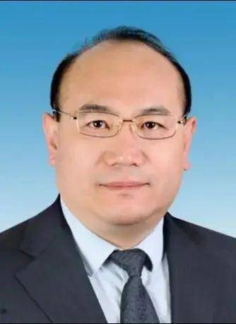 拟进一步使用的济南市委副秘书长潘大海<strong></p>
<p>跟单</strong>，新职明确