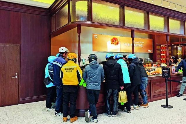 外卖大战<strong></p>
<p>跟单</strong>，要熄火了？