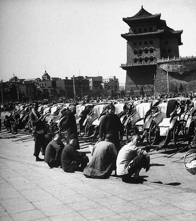 “西直门奔海淀——拉了<strong></p>
<p>孔明灯</strong>！”这句老北京歇后语打哪儿来的？