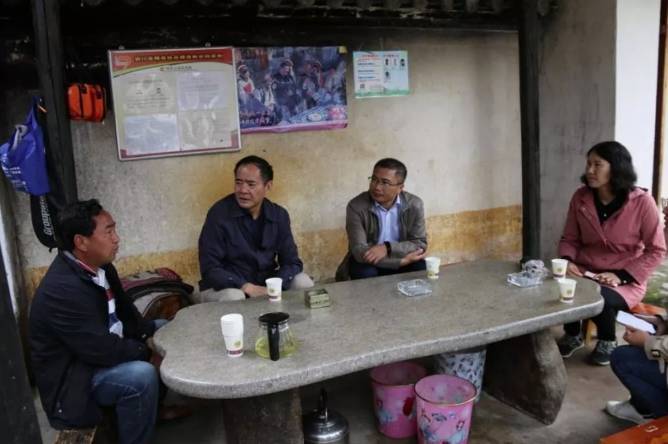 大理市委原书记席杨志东二次被查<strong></p>
<p>自行车</strong>，20年多前因超标车被降职
