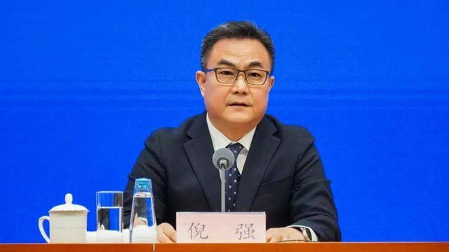 打虎！海南省委常委、秘书长倪强被查<strong></p>
<p>自行车</strong>，上周还公开露面