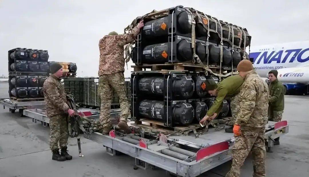 美国防部暂停向乌克兰提供部分承诺的军火<strong></p>
<p>比特币矿机</strong>，包括防空导弹和其他精确制导武器