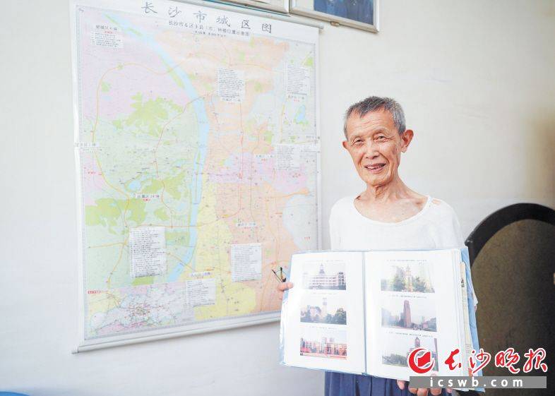 一见“钟”情<strong></p>
<p>比特币美金</strong>！88岁的朱元亮12年来把长沙多处钟楼一一拍照