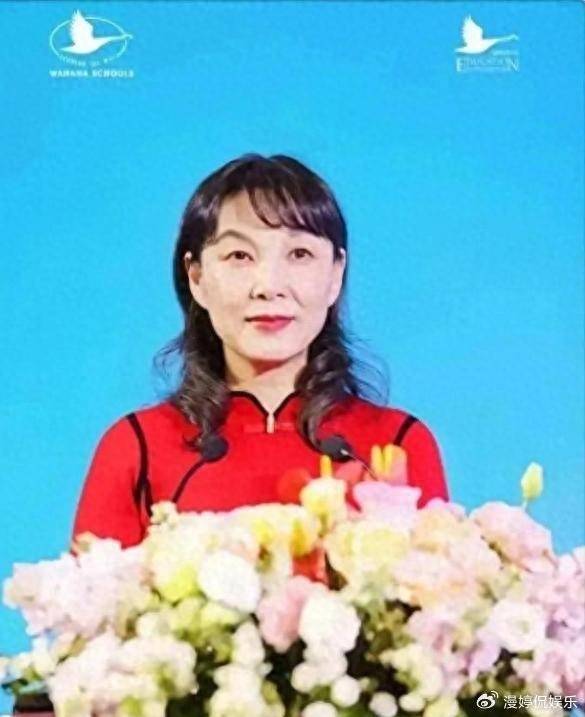 杜建英大学旧照曝光<strong></p>
<p>比特币官网</strong>，难怪能上位！两儿子名字暗藏深意，手握股权