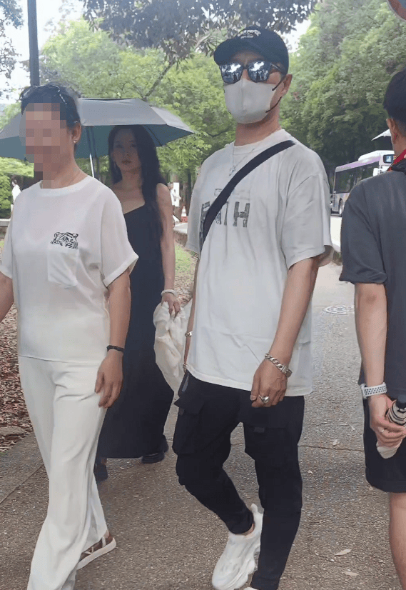 汪峰与森林北两家人同游日本<strong></p>
<p>比特币之父</strong>，包括与章子怡所生的一对儿女，氛围相处融洽