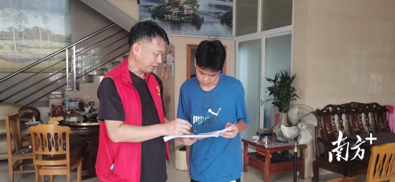 顺德超3300名党员干部下沉一线<strong></p>
<p>一个比特币要挖多久</strong>，党群联动打响蚊媒防控歼灭战