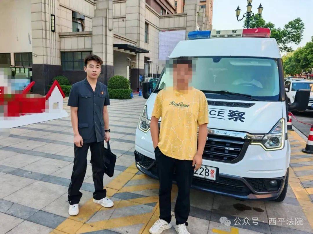 现场画面曝光！河南驻马店出动多名干警<strong></p>
<p>比特币最新消息</strong>，多人被带走！